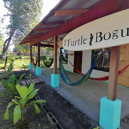 Casa Turtle Bogue Hotel Tortuguero Ngoại thất bức ảnh